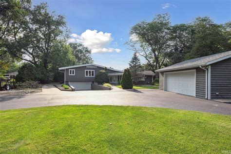 richard miller winding waters ln elkhart in|Richard Miller in Elkhart, Indiana .